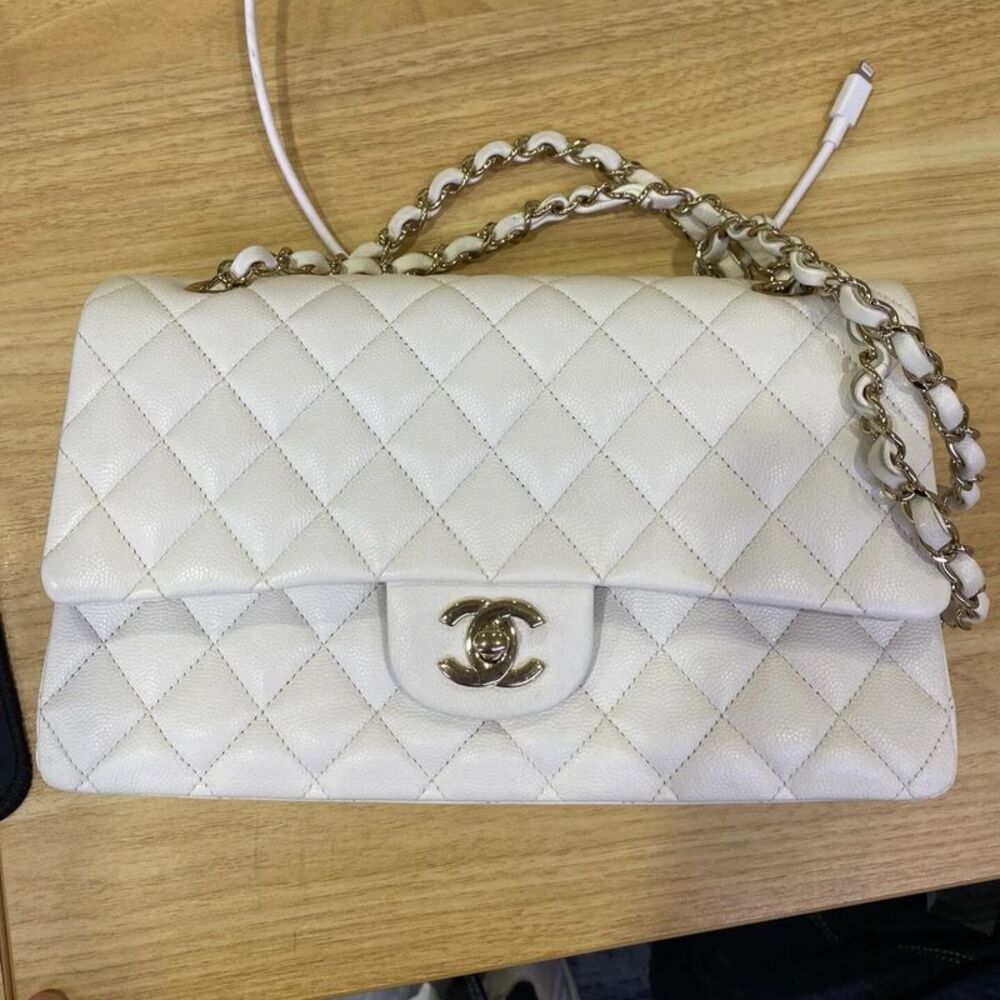 Chanel Women Pre-Loved Bag Very Good Condition